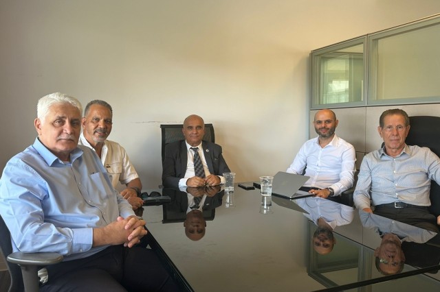 Συνάντηση της ΚΟΚ με τον Σύνδεσμο Παλαιμάχων Καλαθοσφαιριστών Κύπρου